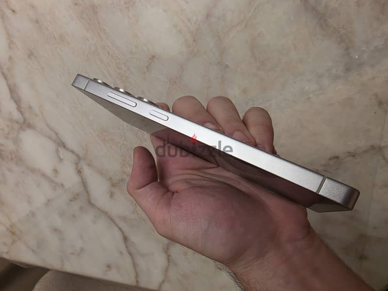 Samsung S25 Ultra 4