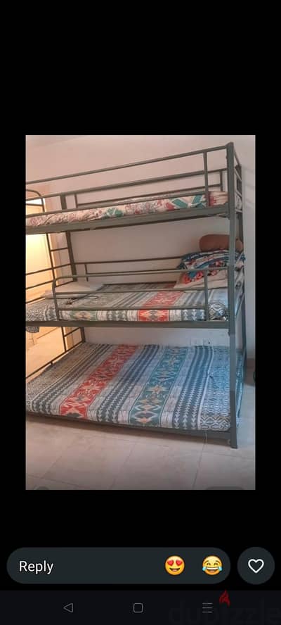 Triple beds
