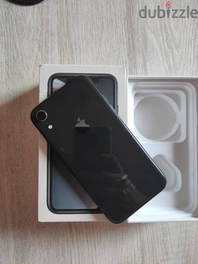 Iphone Xr %بحالة ممتازة وبطارية 80