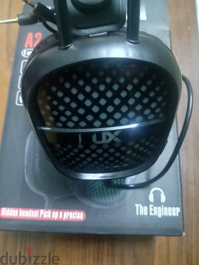 A2 E-sports headphones