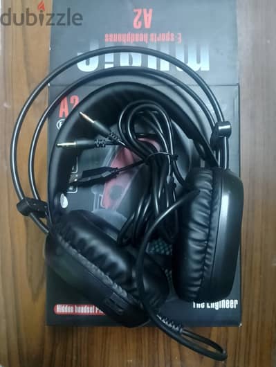 A2 E-sports headphones