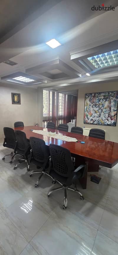 Furnished office for rent on a main street, area 550 meters, very distinctive location, intersection of Al-Nazhah Street with Al-Mirghani, 5 minutes from Nasr City and Sheraton, and 15 minutes from the Fifth Settlement