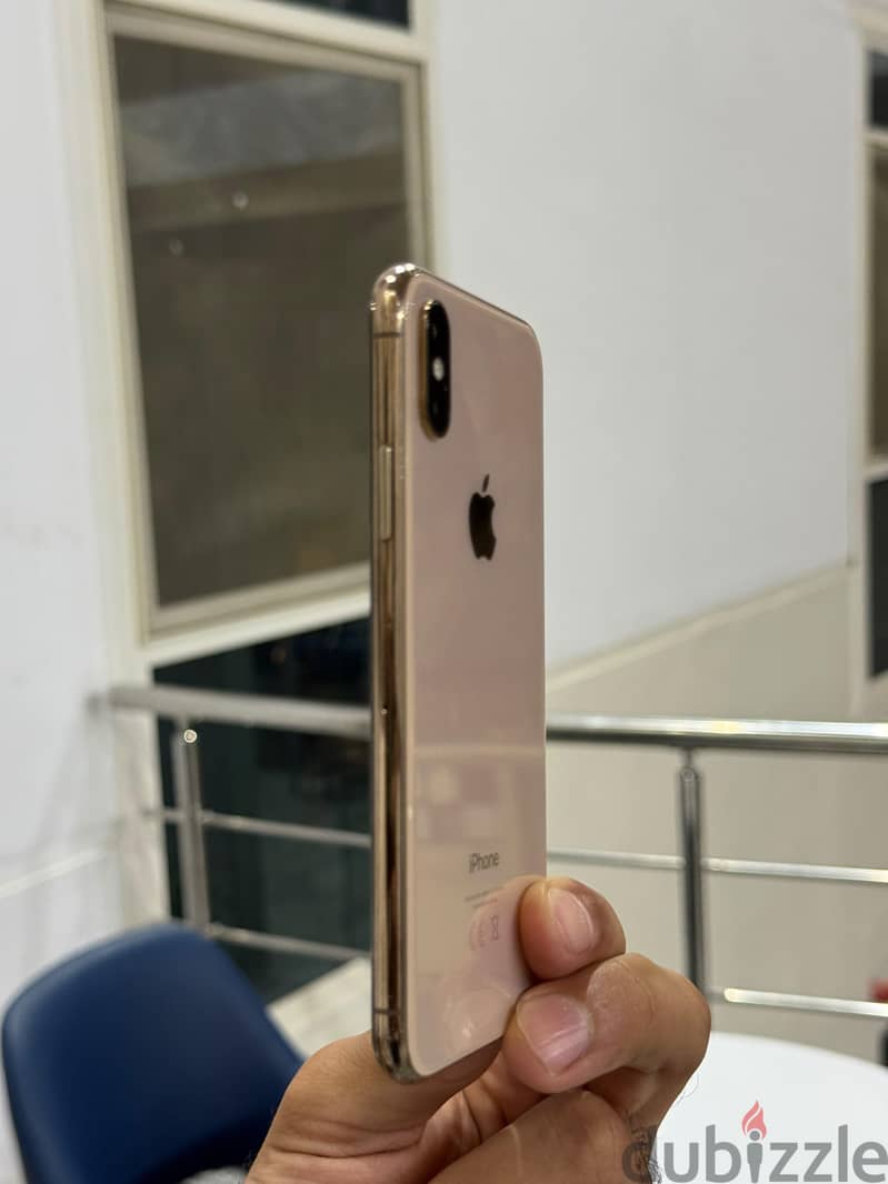Apple - iPhone XS 1