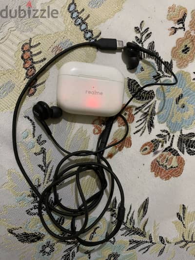 سماعه AKG وايربودز ريلمي