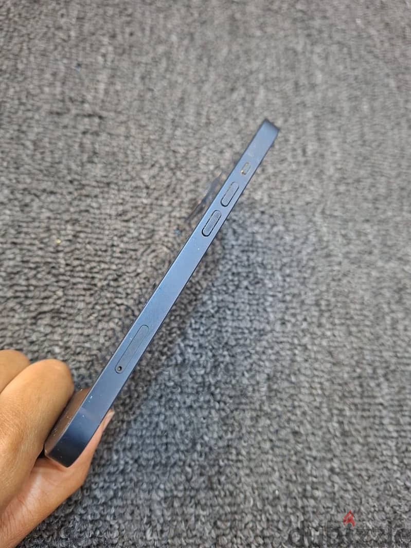 Apple - iPhone 13 1