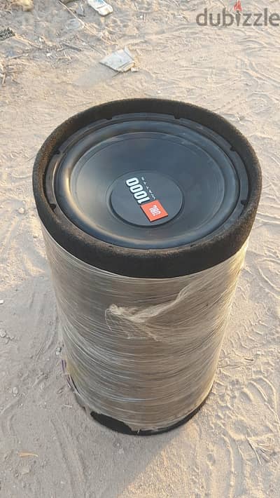 بازوكا jbl بدون صيانات حالتها كويسه