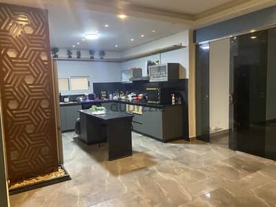 375 sqm Ultra Super Lux | Main Road | Mina Garden City View