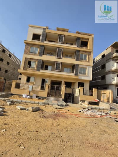 شقة 230م على محور محمد بن زايد مباشرة الحي الثامن  بيت الوطن موقع استثماري وسكني مميز و قابل للتغير النشاط إداري او طبي