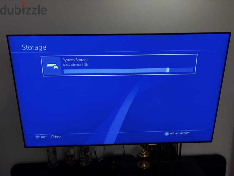 PlayStation 4 slim used like new 5