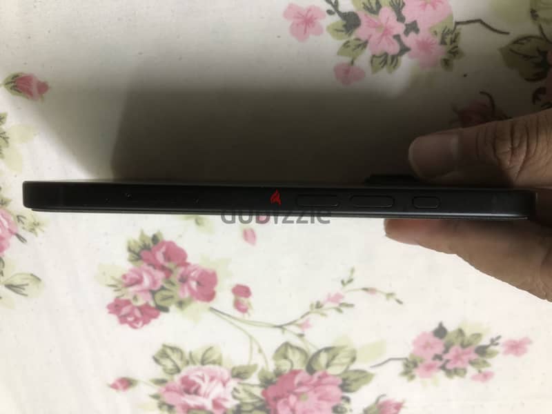 Apple - iPhone 16 4