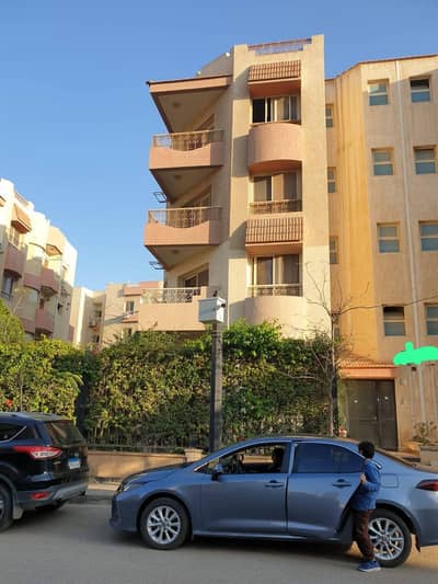 شقة للبيع بكومباوند اوبرا سيتي بالشيخ زايد تشطيب محاره فيو بحري شرقي وموقع مميز داخل الكمبوندApartment for sale in Opera City Compound, Sheikh Zayed;
