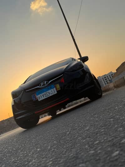 هيونداي إلينترا 2015
