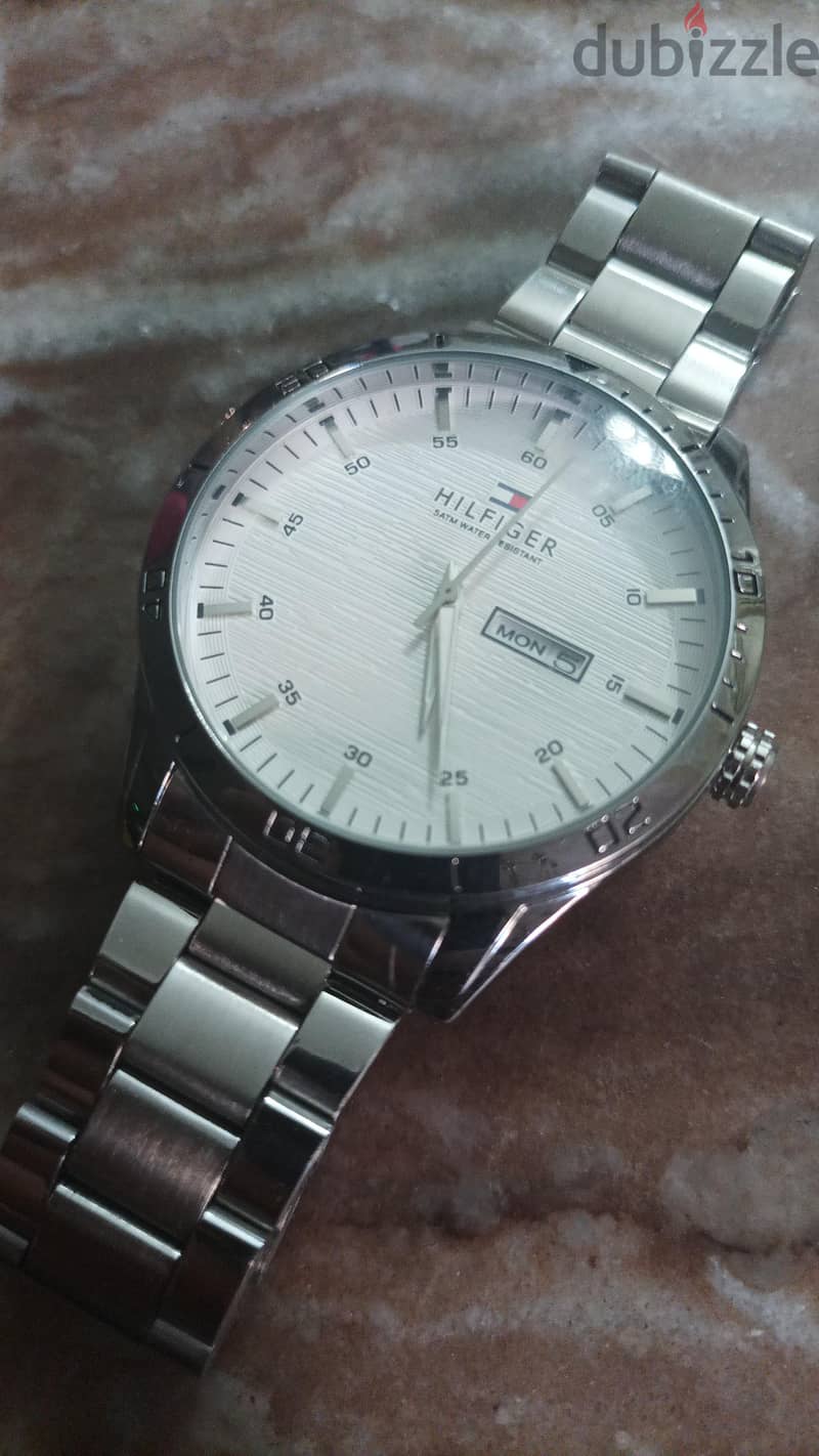 ساعه TOMMY HILFIGER 9