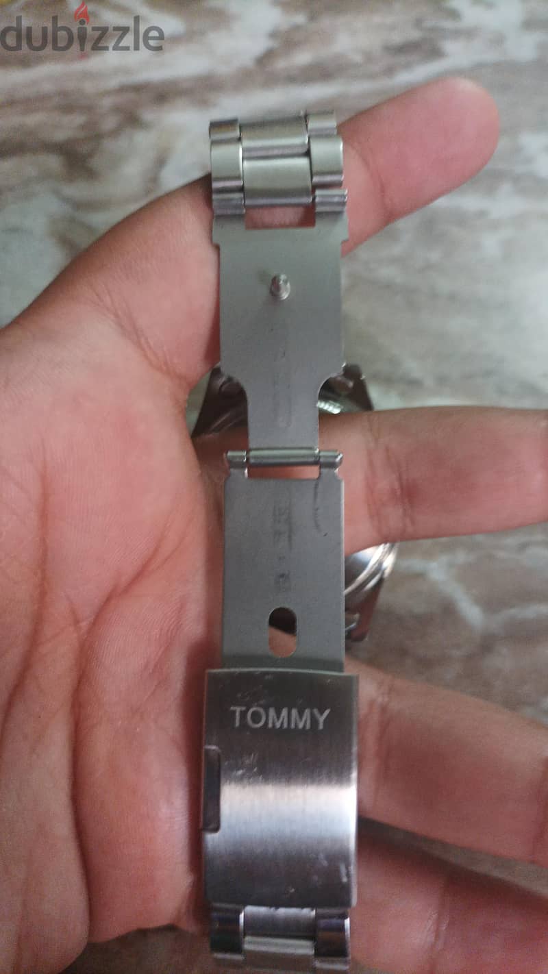ساعه TOMMY HILFIGER 11