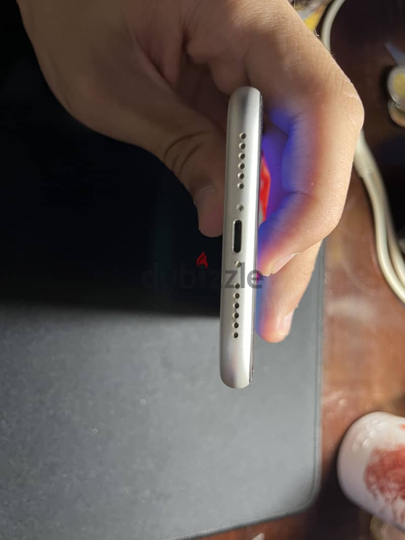 Apple - iPhone 11 3