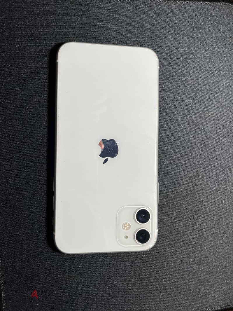 Apple - iPhone 11 5