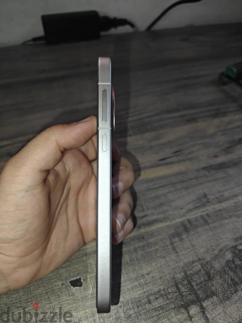 OPPO Find X8 4