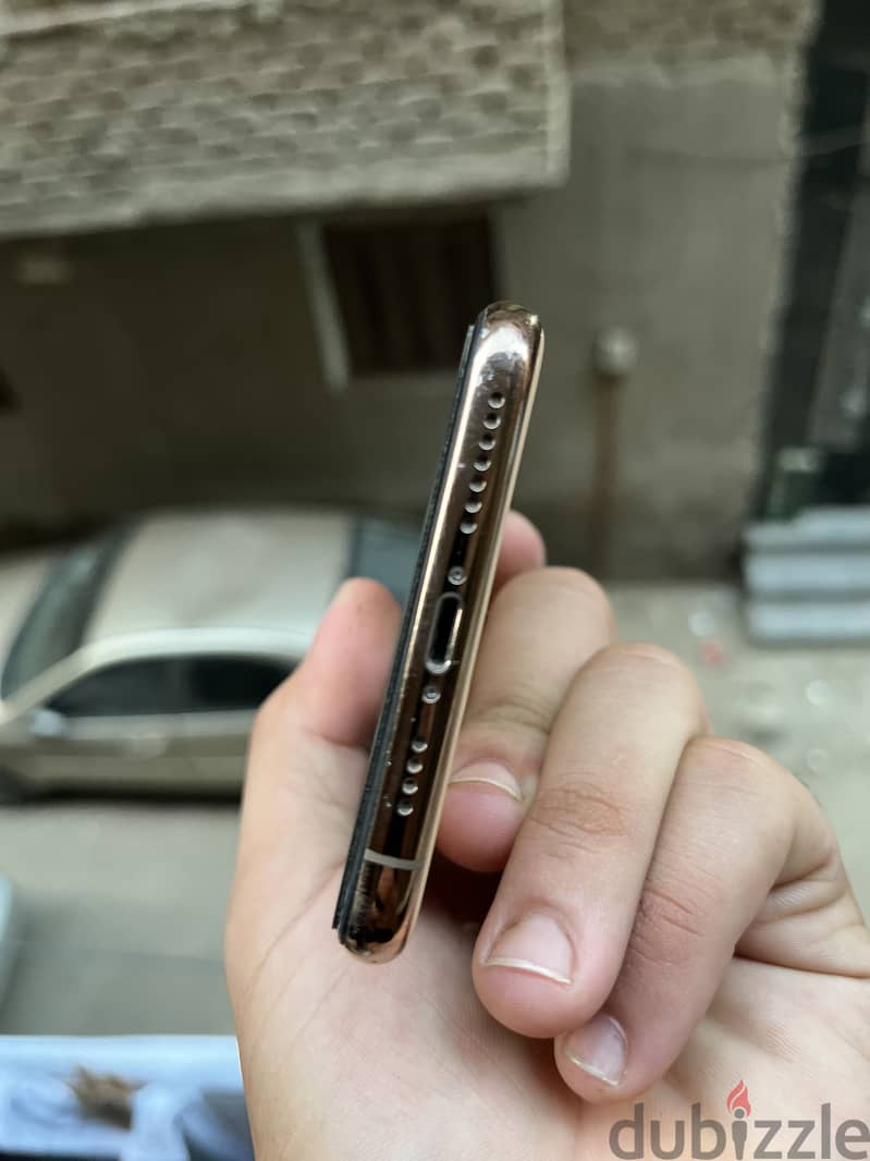 Iphone 11 pro max ((storage 64)) 5