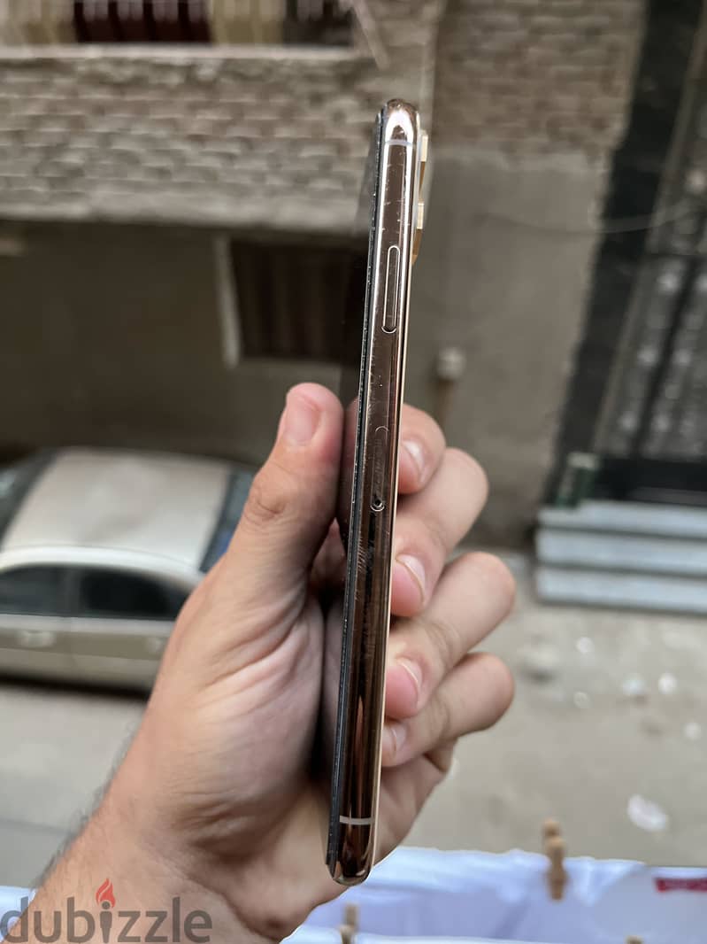 Iphone 11 pro max ((storage 64)) 6