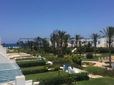ڤيلا مستقلة للبيع في ماونتن فيو الساحل الشمالي رأس الحكمة في مرحلة اكروبوليس مشطبة ومفروشة بالكامل وبالتكيفات ترى البحر وتطل على حمام سباحة ڤيلا مستقلة للبيع في ماونتن فيو الساحل الشمالي رأس الحكمة في مرحلة اكروبوليس مشطبة ومفروشة بالكامل وبالتكيفات ترى البحر وتطل على حمام سباحة