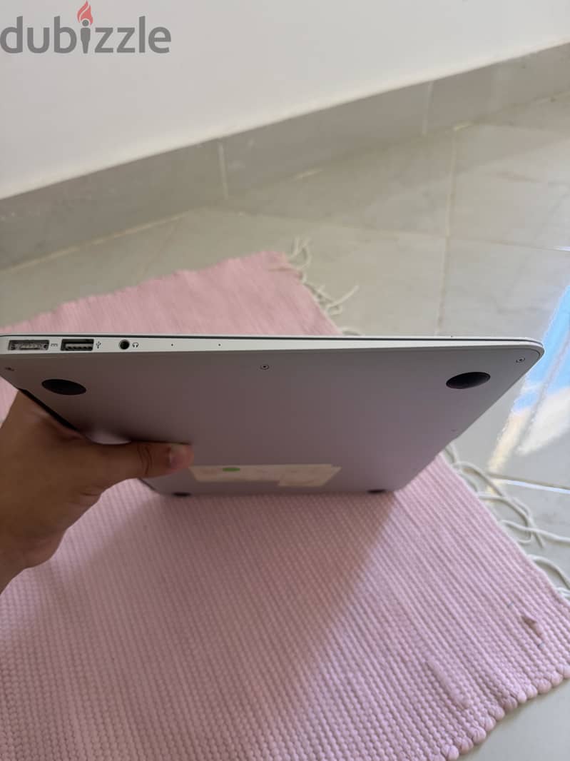 Macbook air 13.5 inches 7