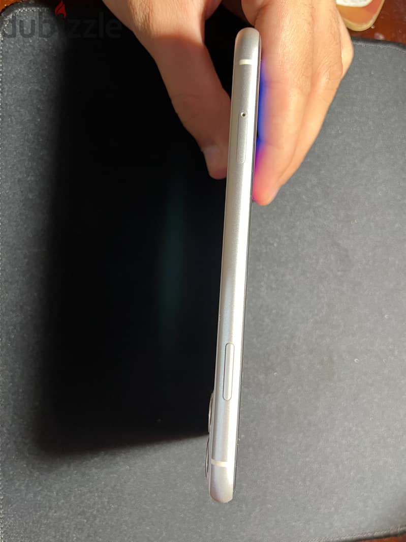 Apple - iPhone 11 2