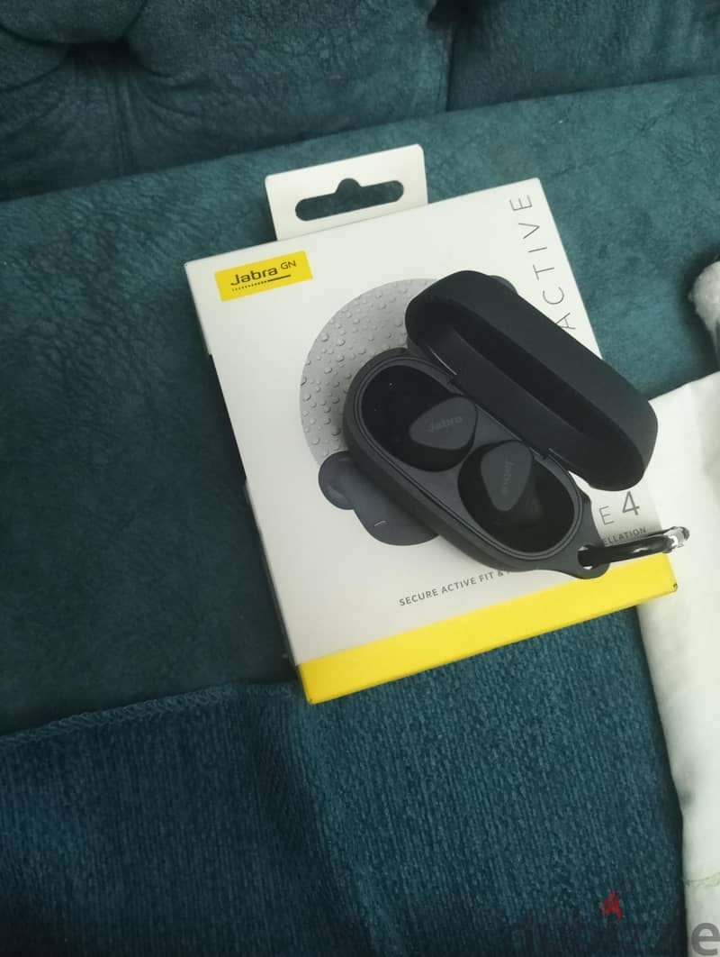 Jabra Elite4 ACTIVE 1