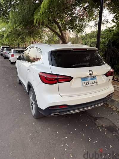 MG HS 2022