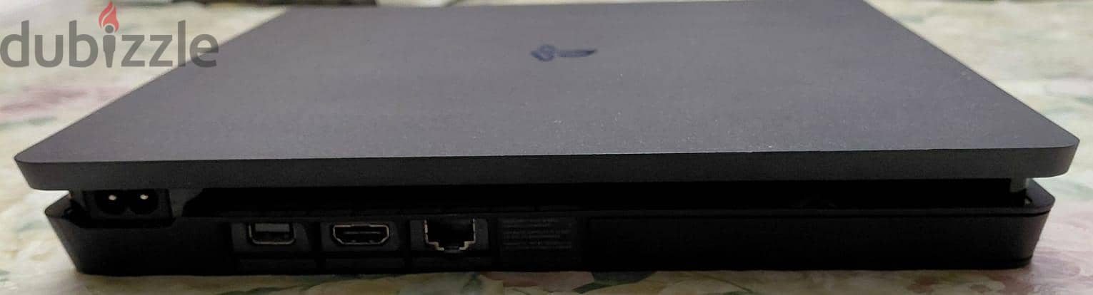 PS4 slim 500GB 3