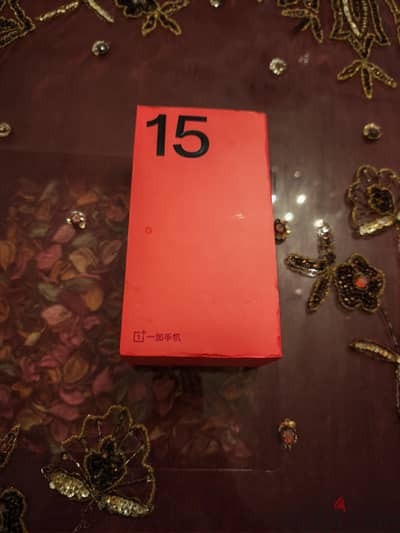 One Plus 15 مدفوع ضريبة