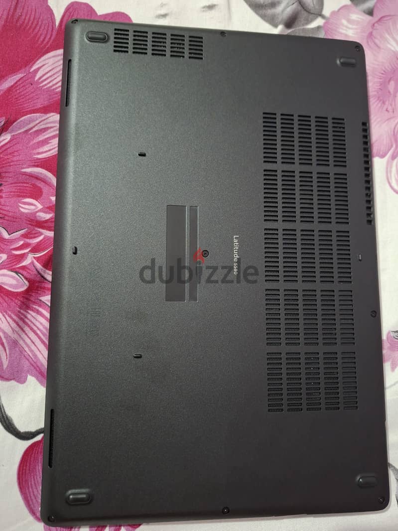 dell latitude 5580 1