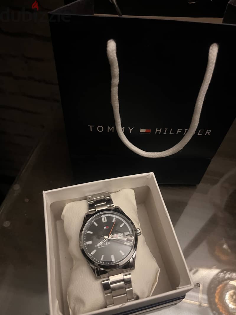 Tommy hilfiger watche 4