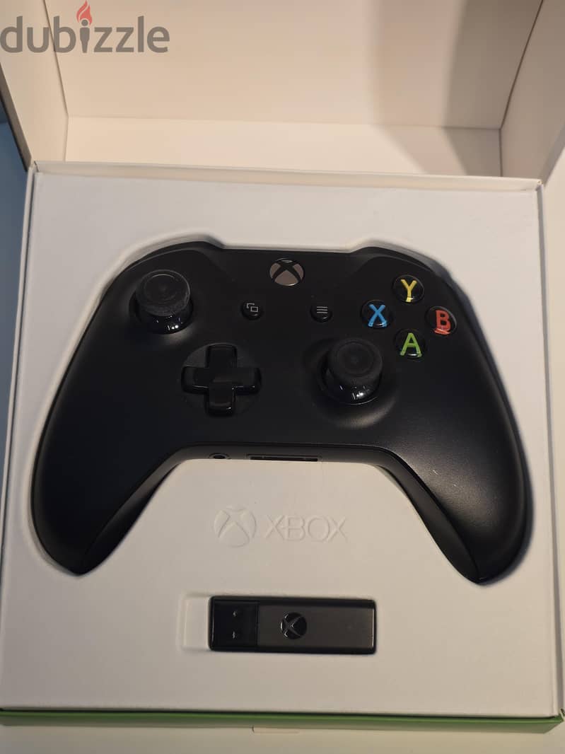Xbox PC Wireless controller with dongle 3