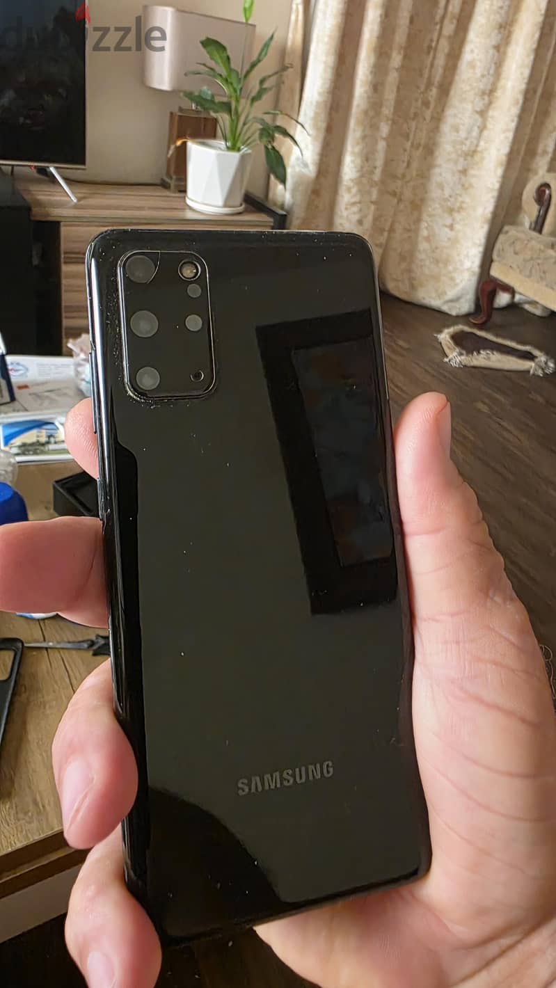 Samsung S20 Plus 4