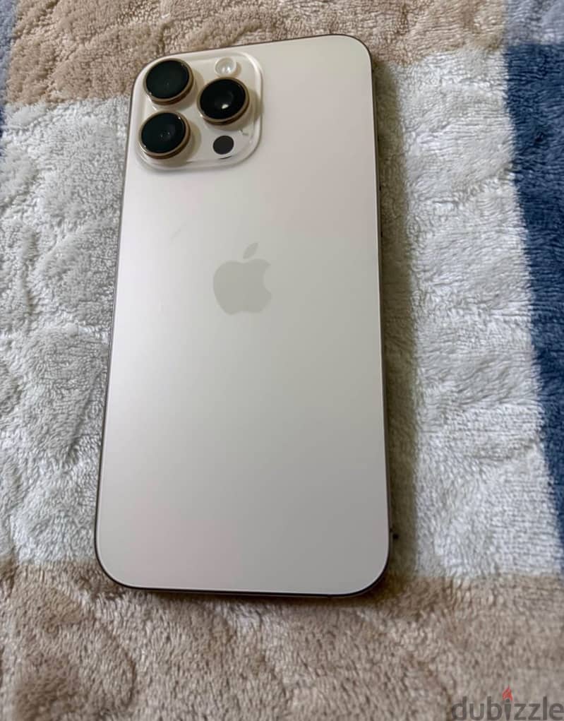 Apple - iPhone 16 Pro Max 2