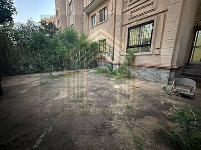 For rent, a ground floor apartment with a garden in Hada'iq October [ Compound Bidaya 1 ] area 80 square meters