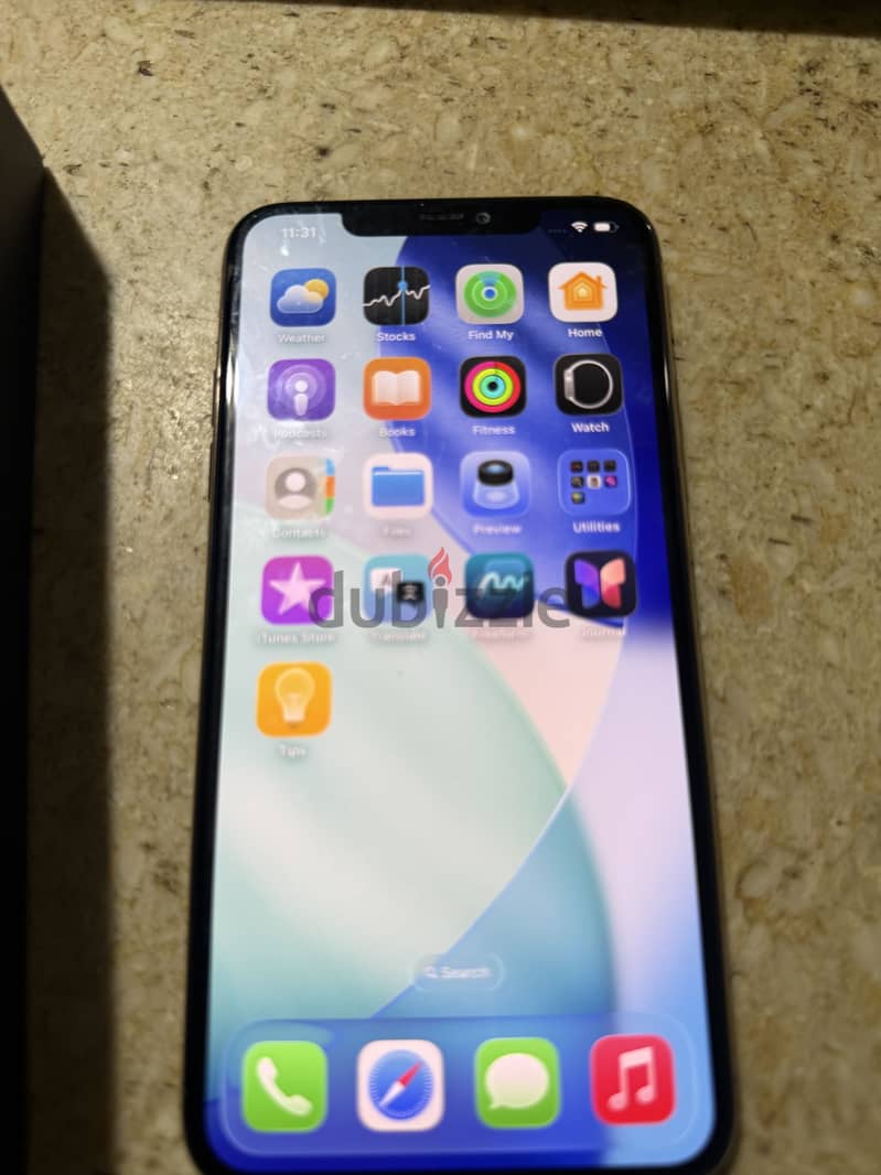 Apple - iPhone 11 Pro Max 2