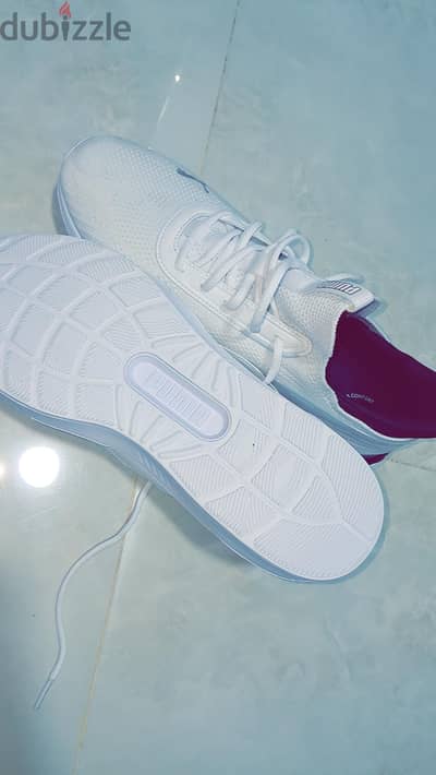 PUMA R78 أصلي – مقاس 45 – أبيض – حالة ممتازة