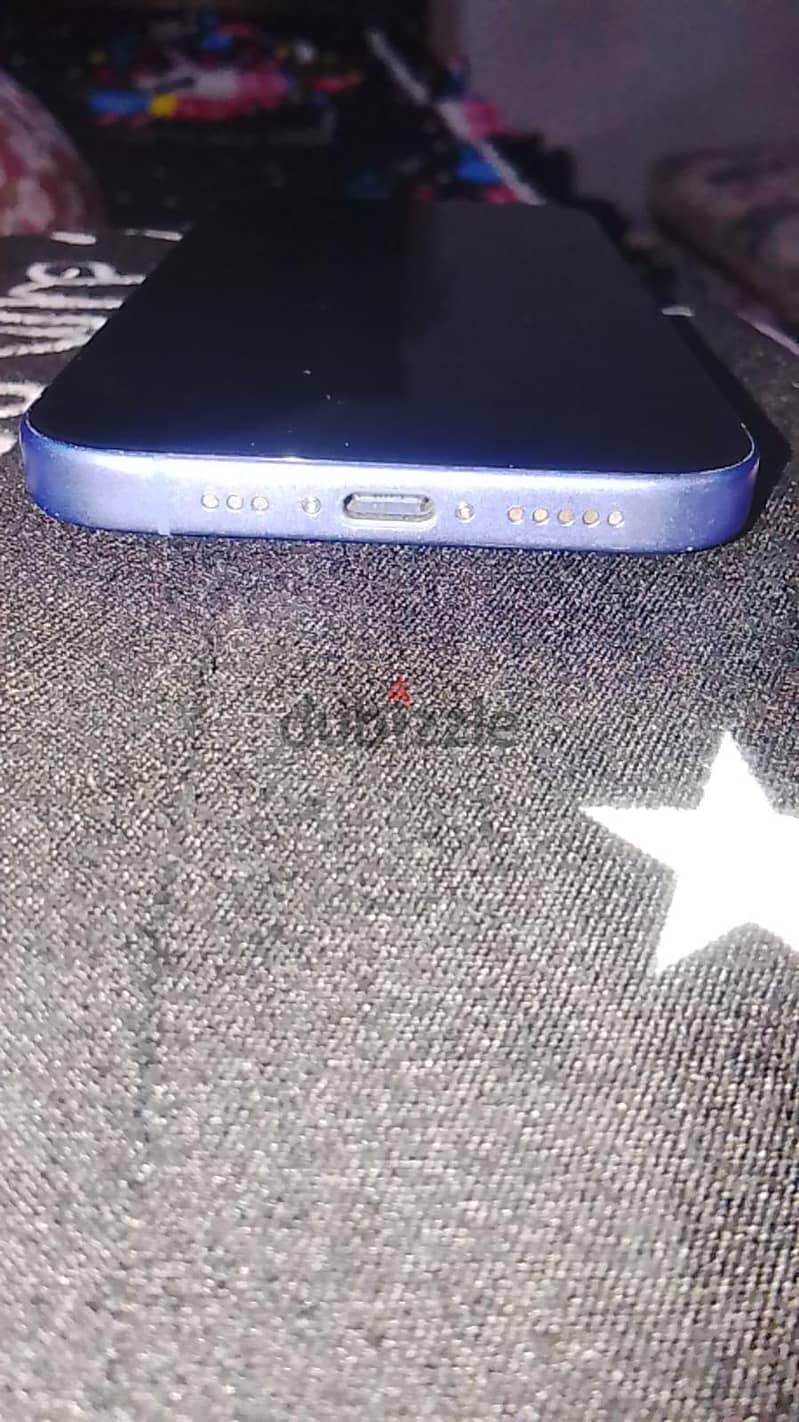 iPhone 16 4