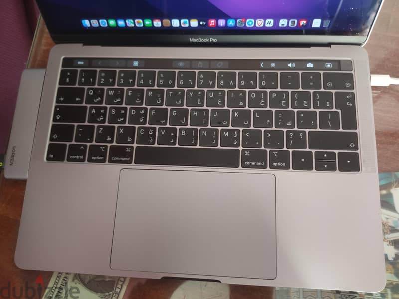 MacBook Pro 13-inch 2019 Touch Bar 3