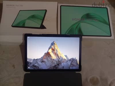 تابلت هونر  . pad x8a. . . مستورد من السعوديه استخدام اسبوعين كسر زيرو