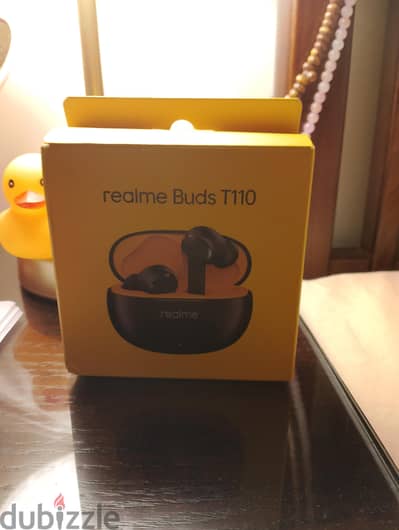 realme T110