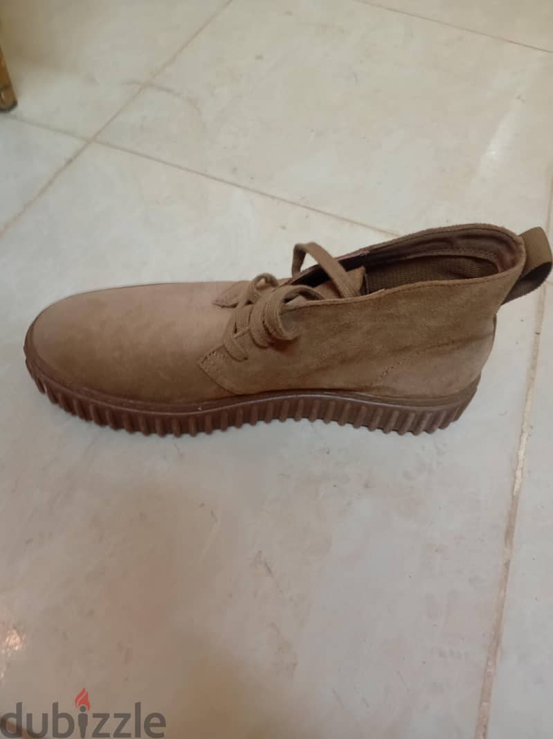 Clarks 1