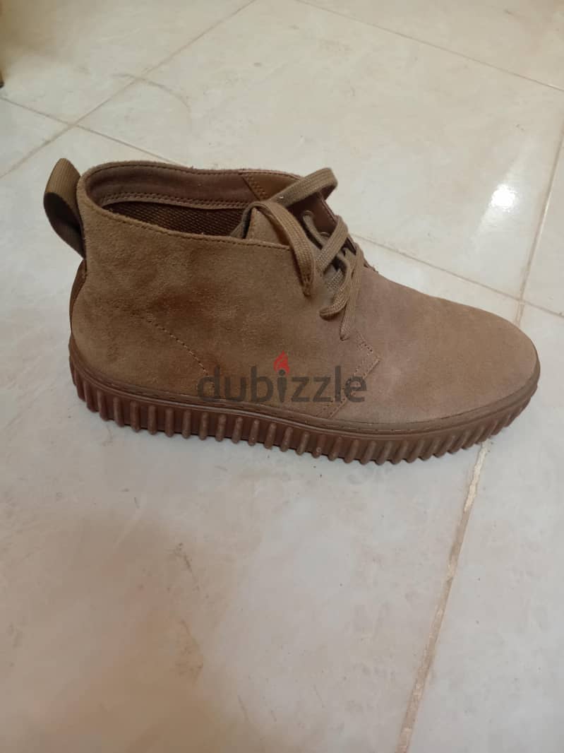 Clarks 2