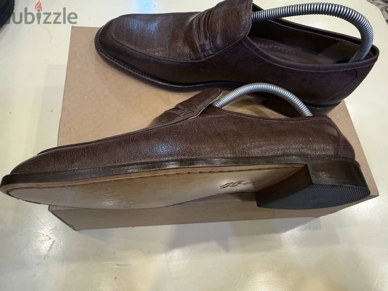 Genuine leather shoes size 43 2
