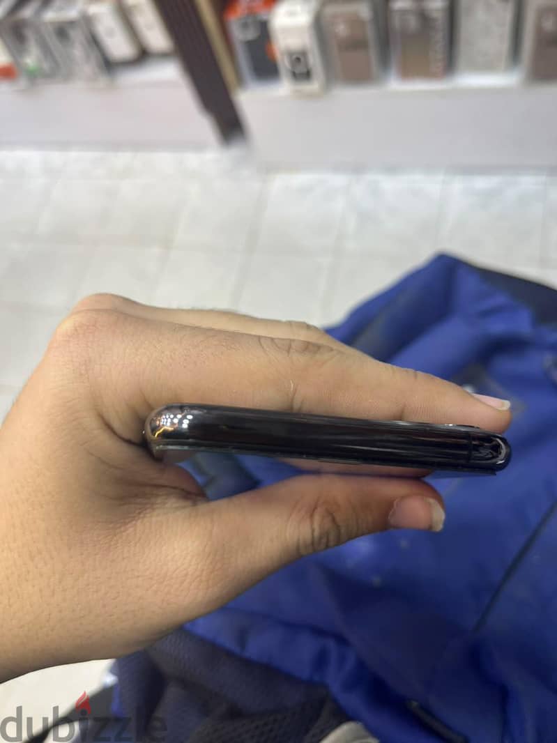 Apple - iPhone 11 Pro Max 1