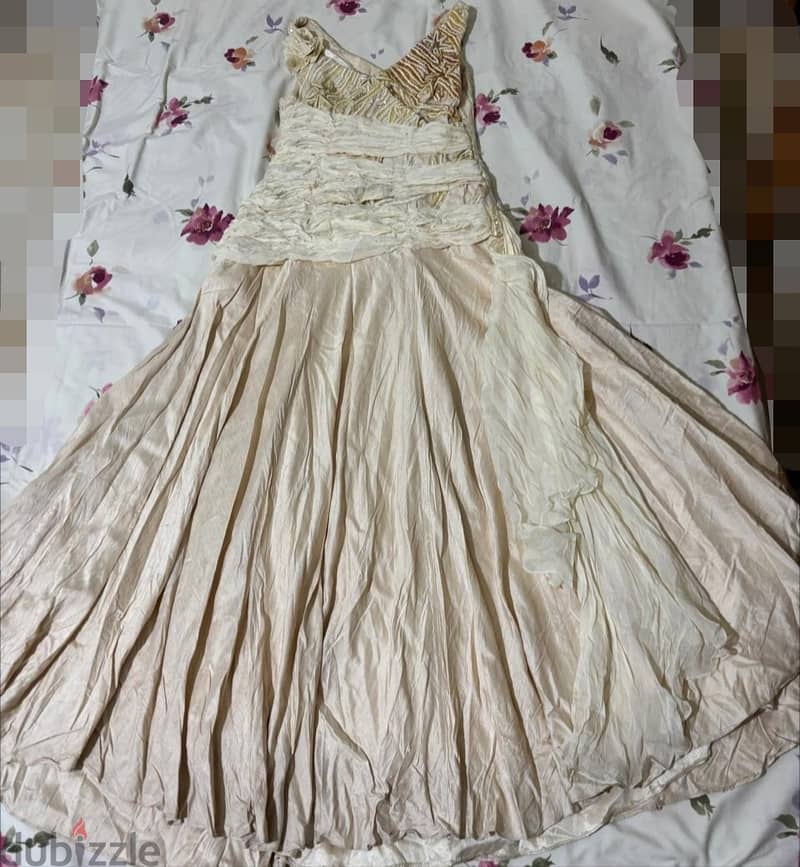 فستان سواريه 1