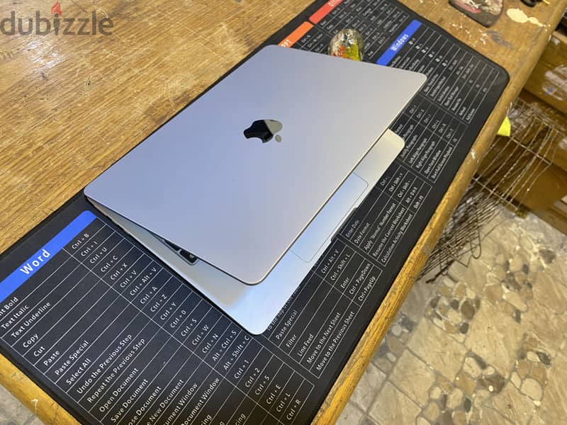 Mac Book air M4 1