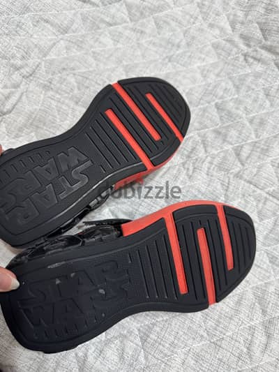 Shoed Adidas