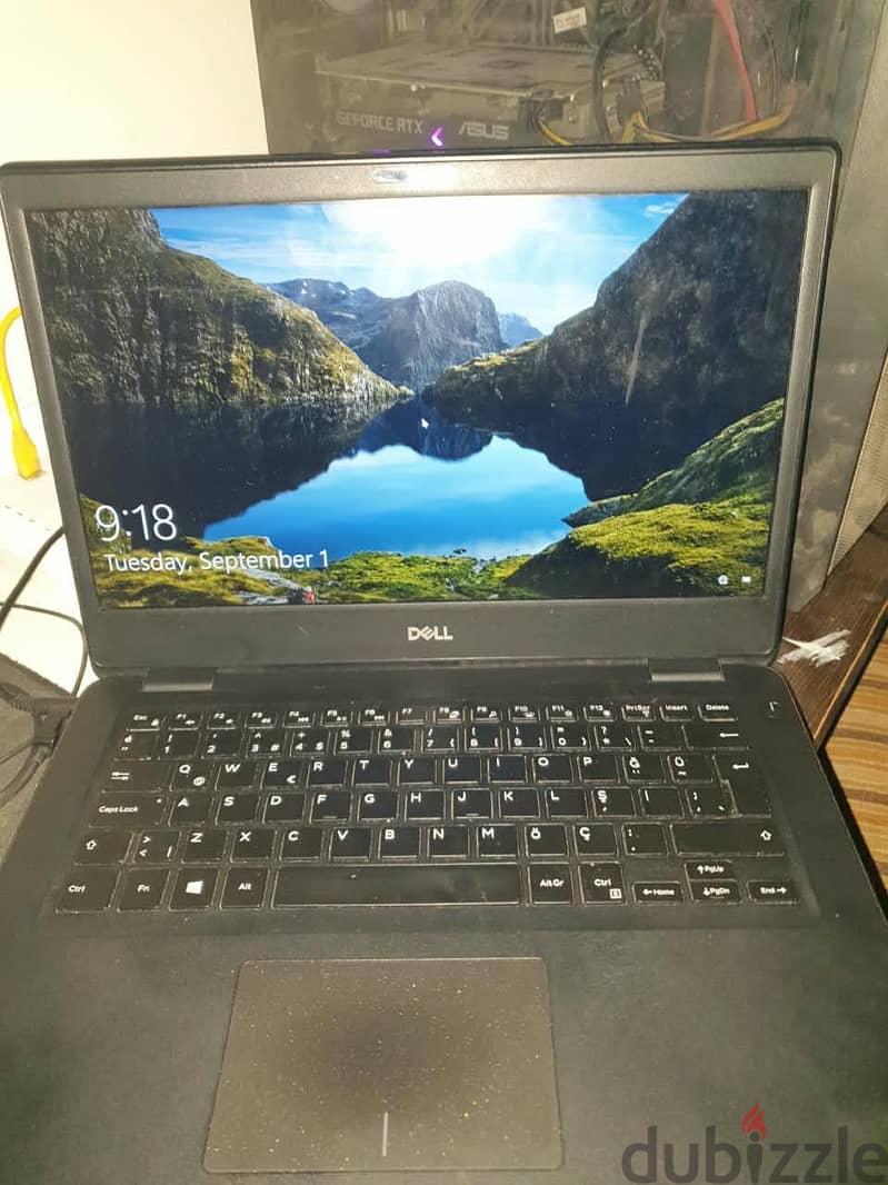 Dell Latitude 3400 1